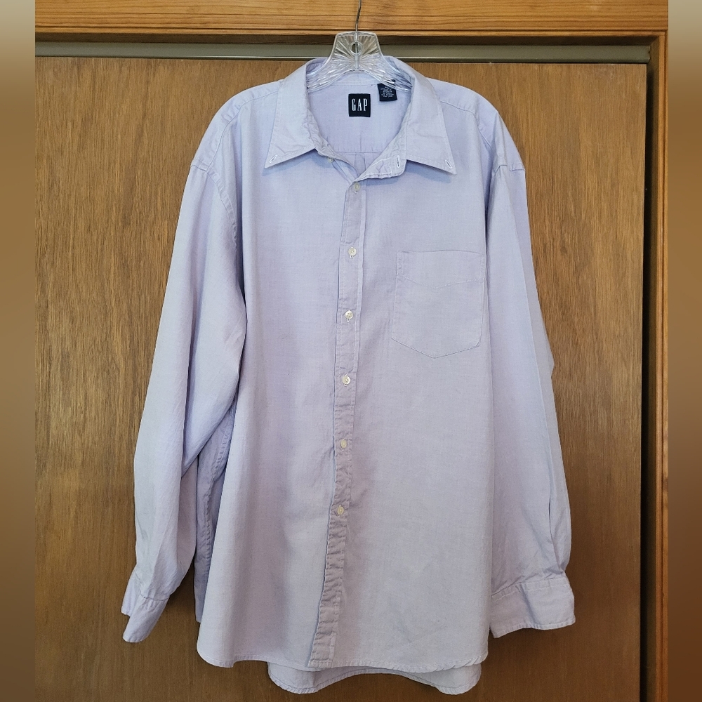 GAP Men's Light Purple Shirt